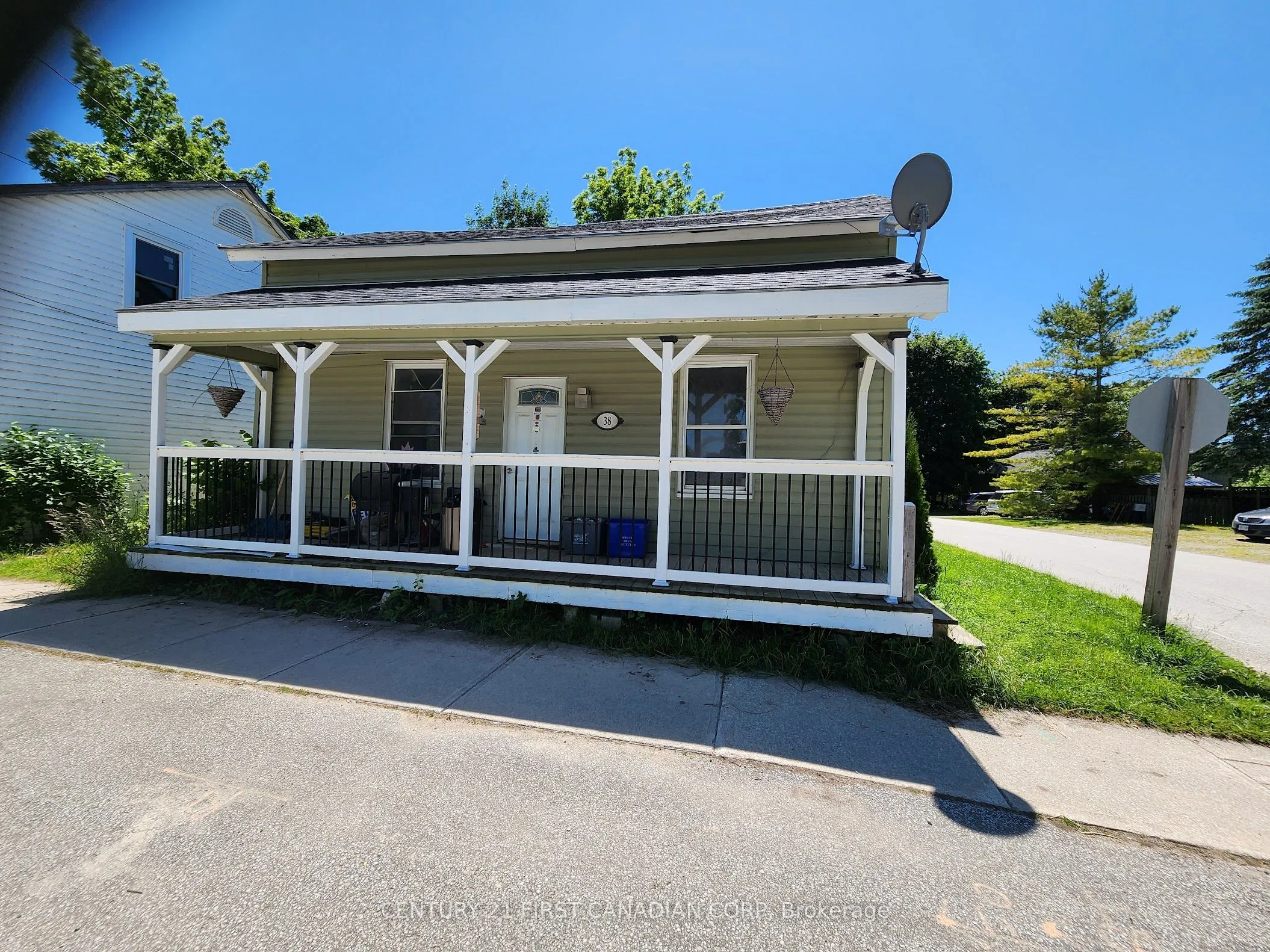 38 Main Street, Kincardine, ON N0G 2T0