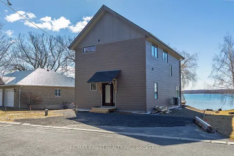 113 Willowbank Road, Gananoque, ON K7G 2V5