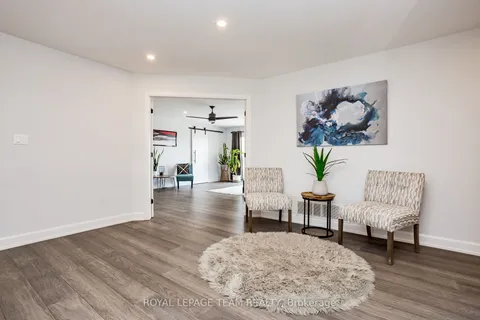 5758 Fernbank Road, Stittsville - Munster - Richmond, ON K2S 1B6