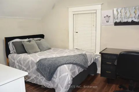 59 Laurel Street, Waterloo, ON N2J 2H3
