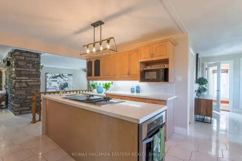 1121 Connaught Drive, Selwyn, ON K0L 1T0
