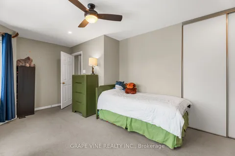 1651 Westport Crescent, Orleans - Convent Glen and Area, ON K1C 6C4