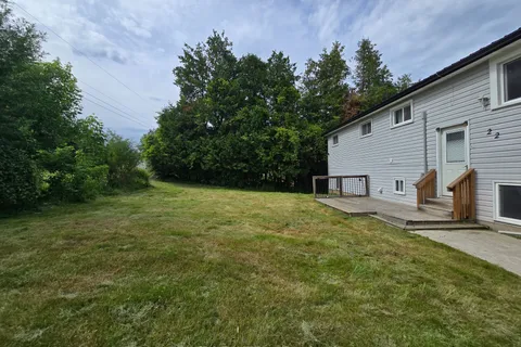 22 LAWRENCE Street, ON K9J 6X3