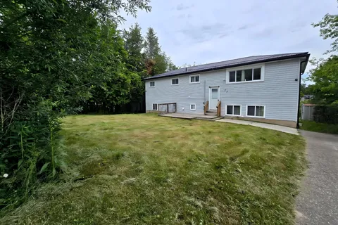 22 LAWRENCE Street, ON K9J 6X3