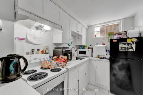 1337 Tudor Crescent, Peterborough East, ON K9L 1X1