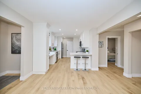 5508 Hillsdale Avenue, Niagara Falls, ON L2G 4T9