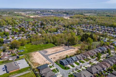 6 Stickles Street, Pelham, ON L3C 3C3