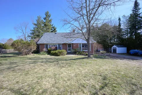 1386 Centre Road, Hamilton, ON L0R 1H1
