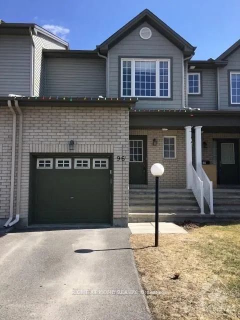 96 Chesapeake Crescent, Barrhaven, ON K2J 0L3