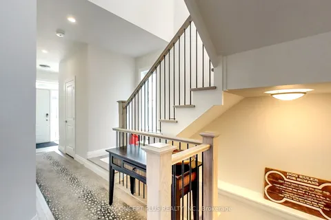 144 Sycamore Street, Blue Mountains, ON L9Y 4E2