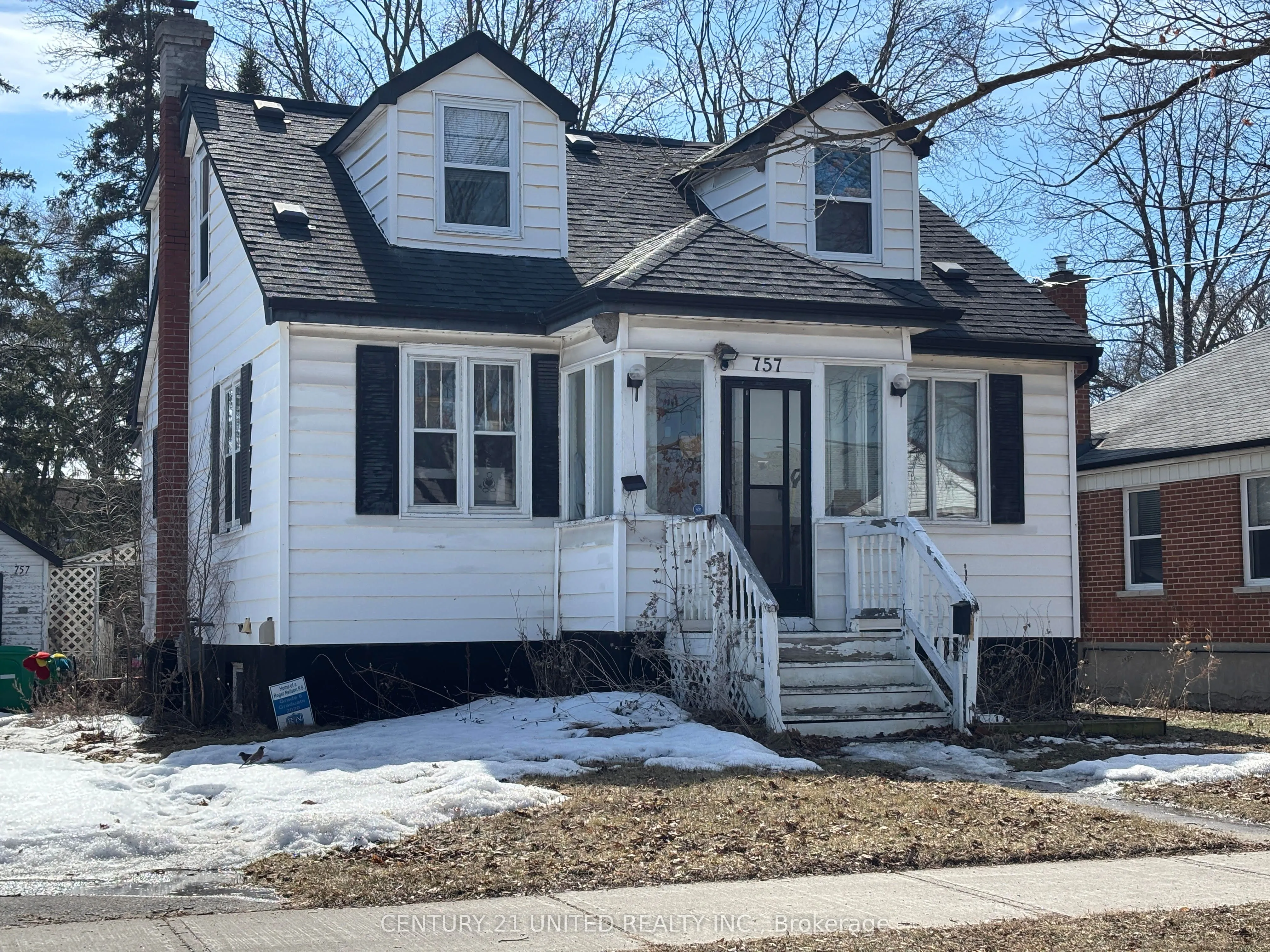 757 Cameron Street, ON K9J 4A1