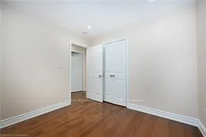 48 Larchwood Circle, Welland, ON L3C 6T2