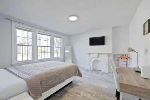 389 Dufferin Avenue, ON N6B 1Z5