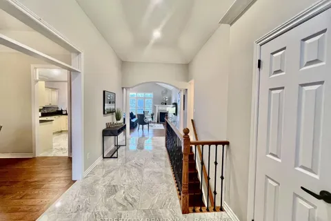 1539 Warbler Woods Walk, ON N6K 4Y9