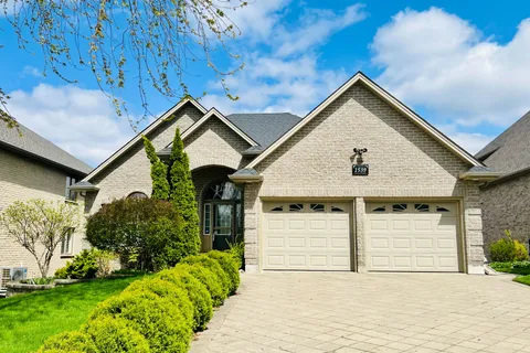 1539 Warbler Woods Walk, ON N6K 4Y9