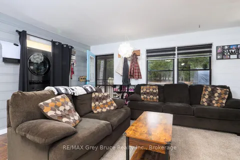 26 MARY Avenue, South Bruce Peninsula, ON N0H 2T0