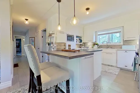 92 Murray Street, Quinte West, ON K8V 2E7