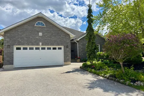 428 Lakeview Drive, Woodstock, ON N4T 1V3