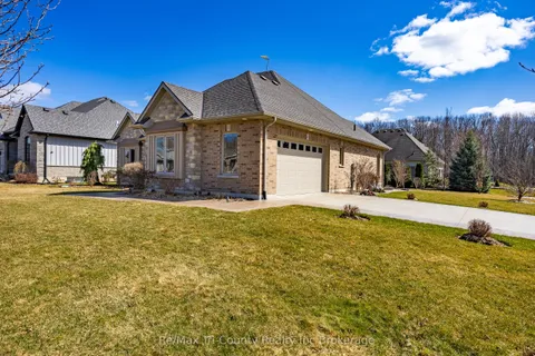 47 Wood Haven Drive, Tillsonburg, ON N4G 0A6