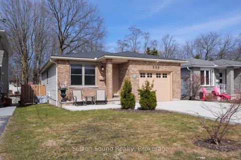 558 23RD Street, Owen Sound, ON N4K 4G9