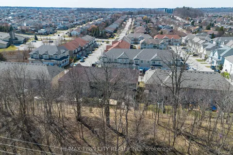 21 Diana Avenue, Brantford, ON N3T 0G7