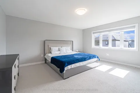 229 Longboat Run, Brantford, ON N3T 5L5