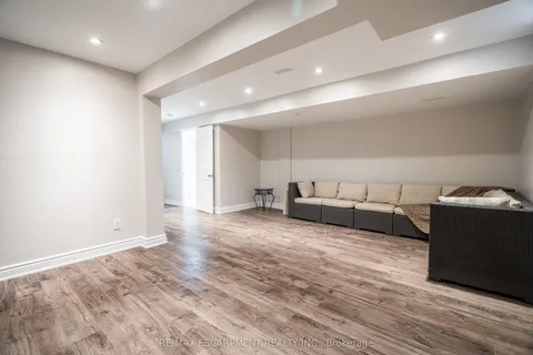 222 Fall Fair Way, Hamilton, ON L0R 1C0