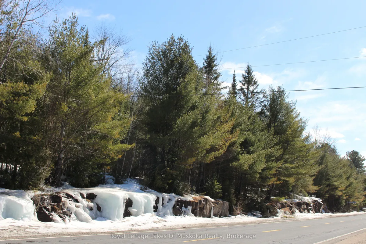 2750 Muskoka 117 Road, Lake of Bays, ON P0B 1A0