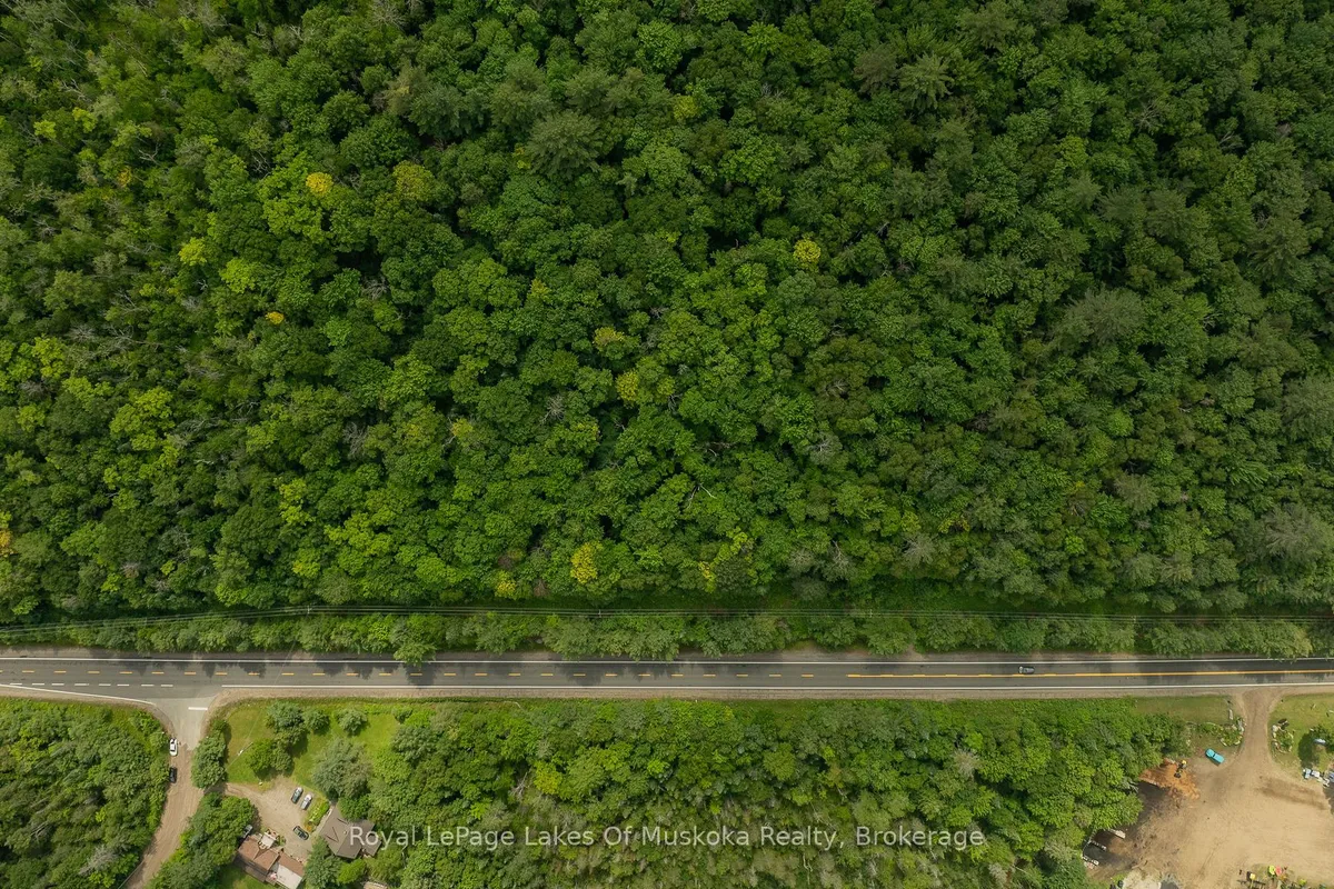 2750 Muskoka 117 Road, Lake of Bays, ON P0B 1A0