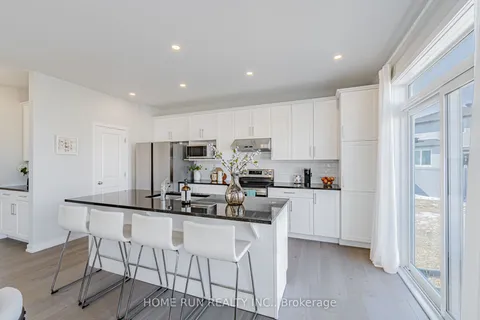 408 Gidran Circle, Kanata, ON K2V 0P5