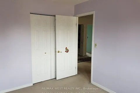 953 Lancaster Drive, Kingston, ON K7P 2A4