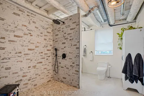10096 Iona Road, Southwold, ON N0L 1P0