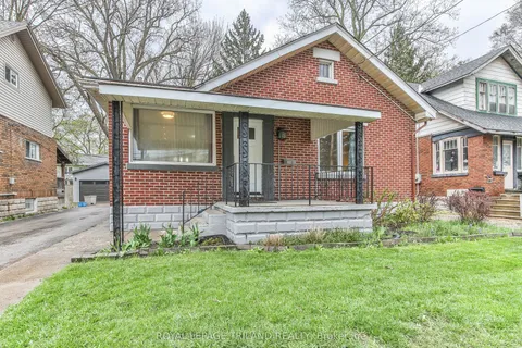812 ADELAIDE Street, ON N5Y 2L9
