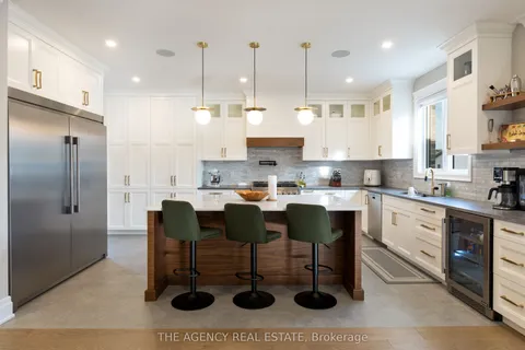 341 Manhattan Drive, London, ON N6K 4M7