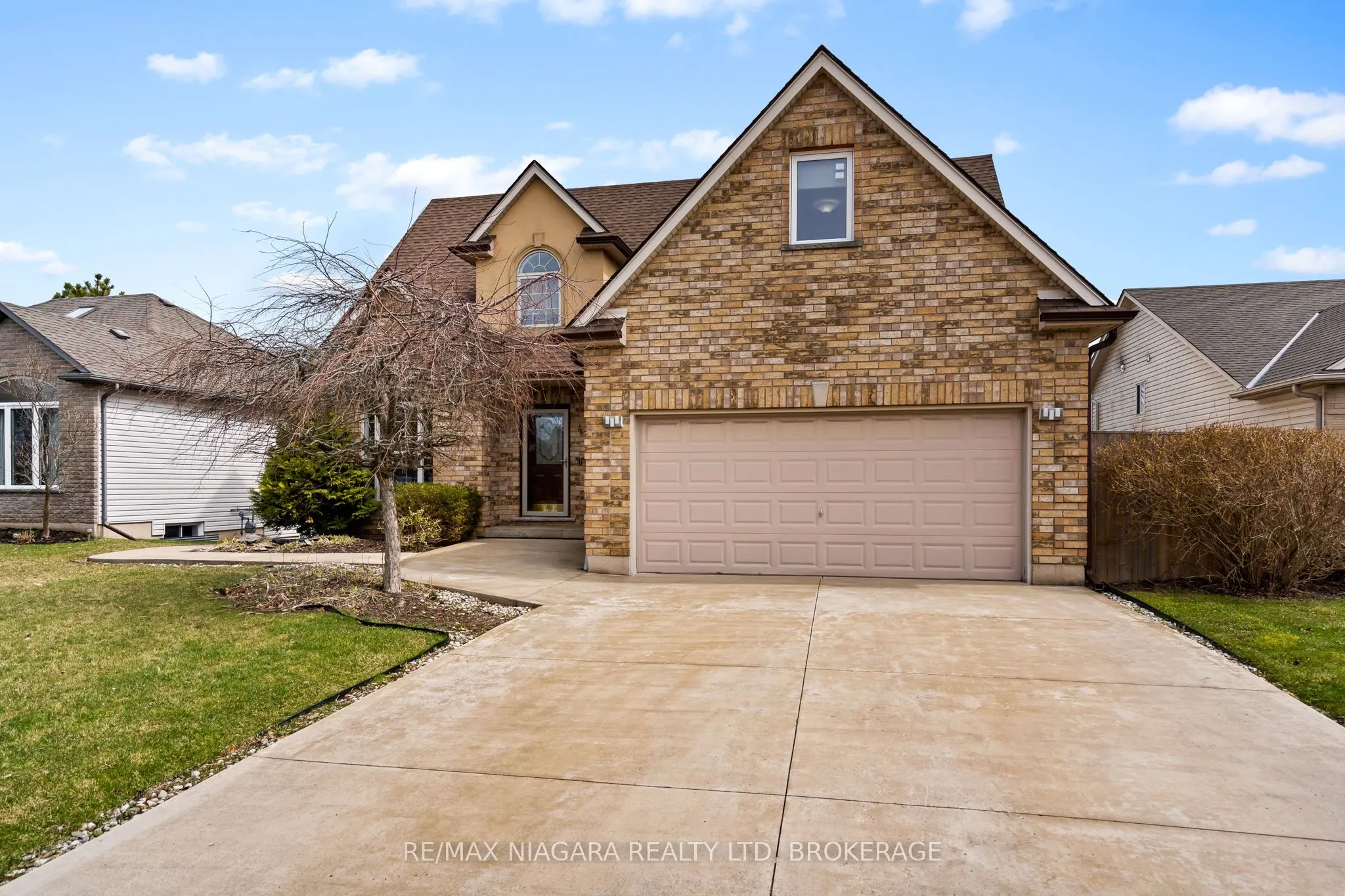 426 Barrington Court, Fort Erie, ON L0S 1N0
