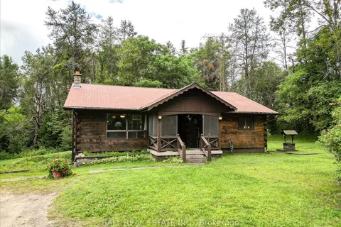 22 High Road, Wollaston, ON K0L 1P0