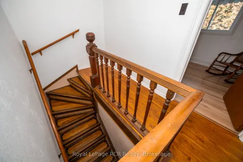 838 6th Avenue, Owen Sound, ON N4K 5G2