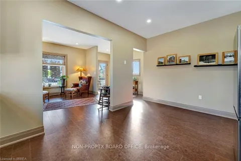 74 Lynnwood Avenue, Norfolk, ON N3Y 2V6