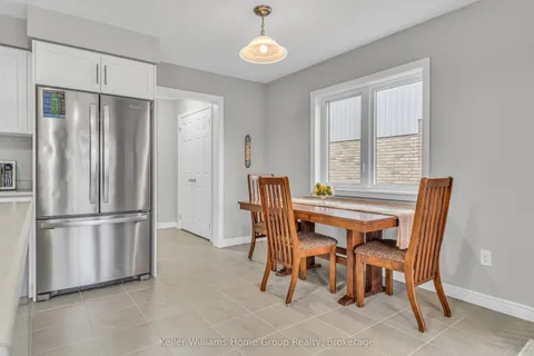 74 KEATING Street, Guelph, ON N1E 7G1