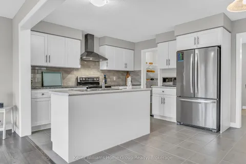 74 KEATING Street, Guelph, ON N1E 7G1