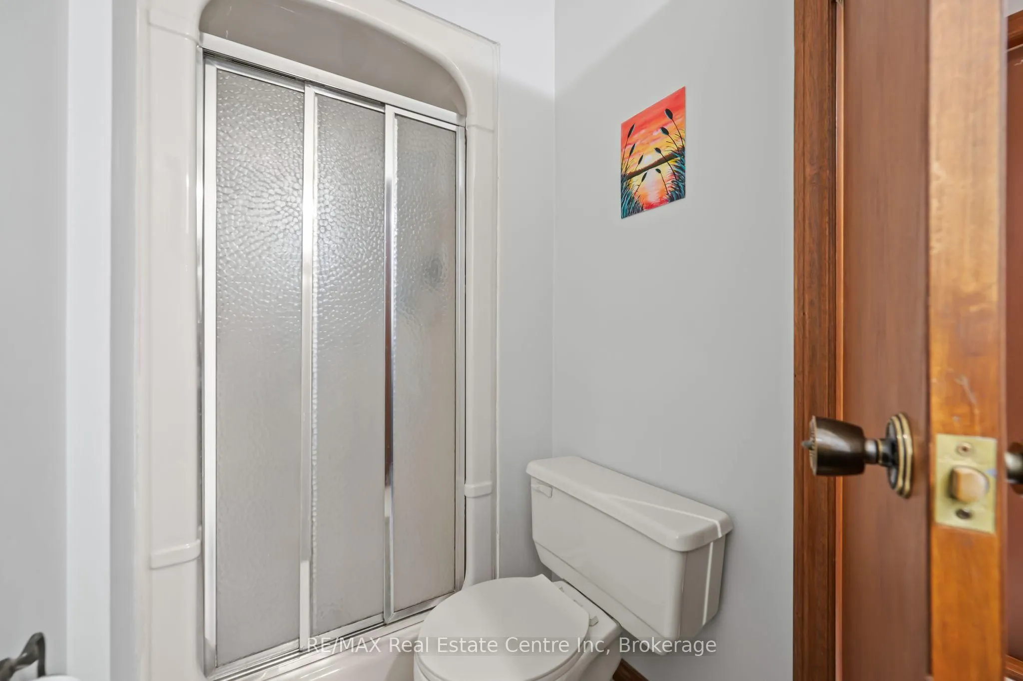 10 Kortright Road, Guelph, ON N1G 4C9