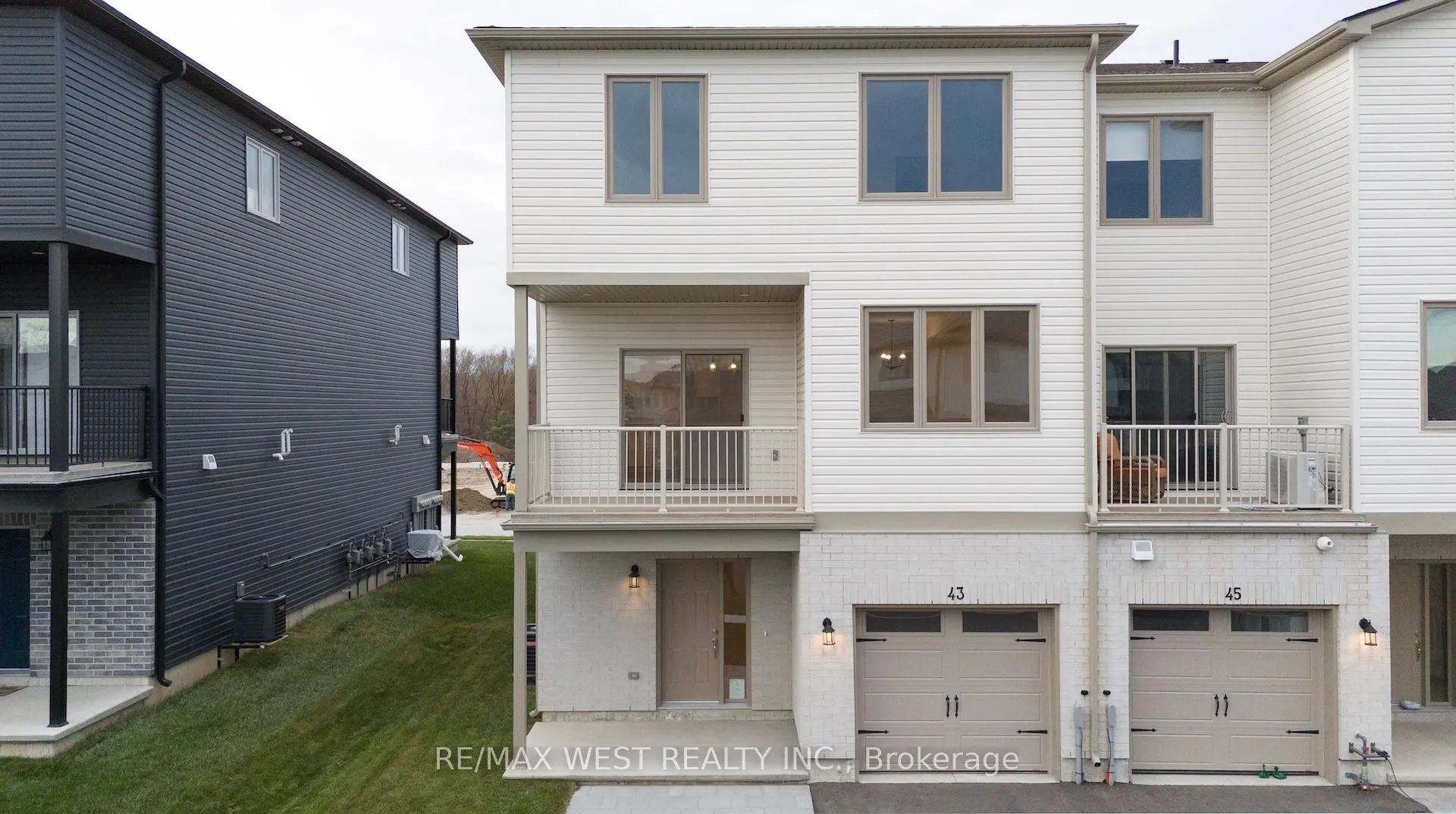 43 Markland Avenue, Prince Edward County, ON K0K 2T0