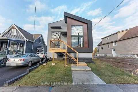 209 Grenfell Street, Hamilton, ON L8H 3J6