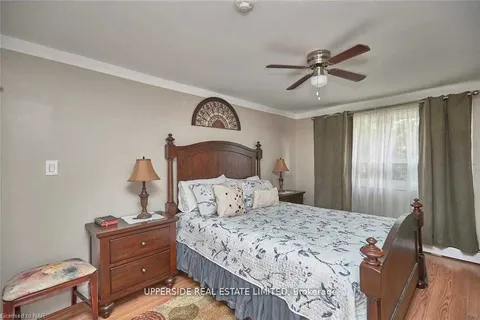 5459 Ontario Avenue, Niagara Falls, ON L2E 3S4