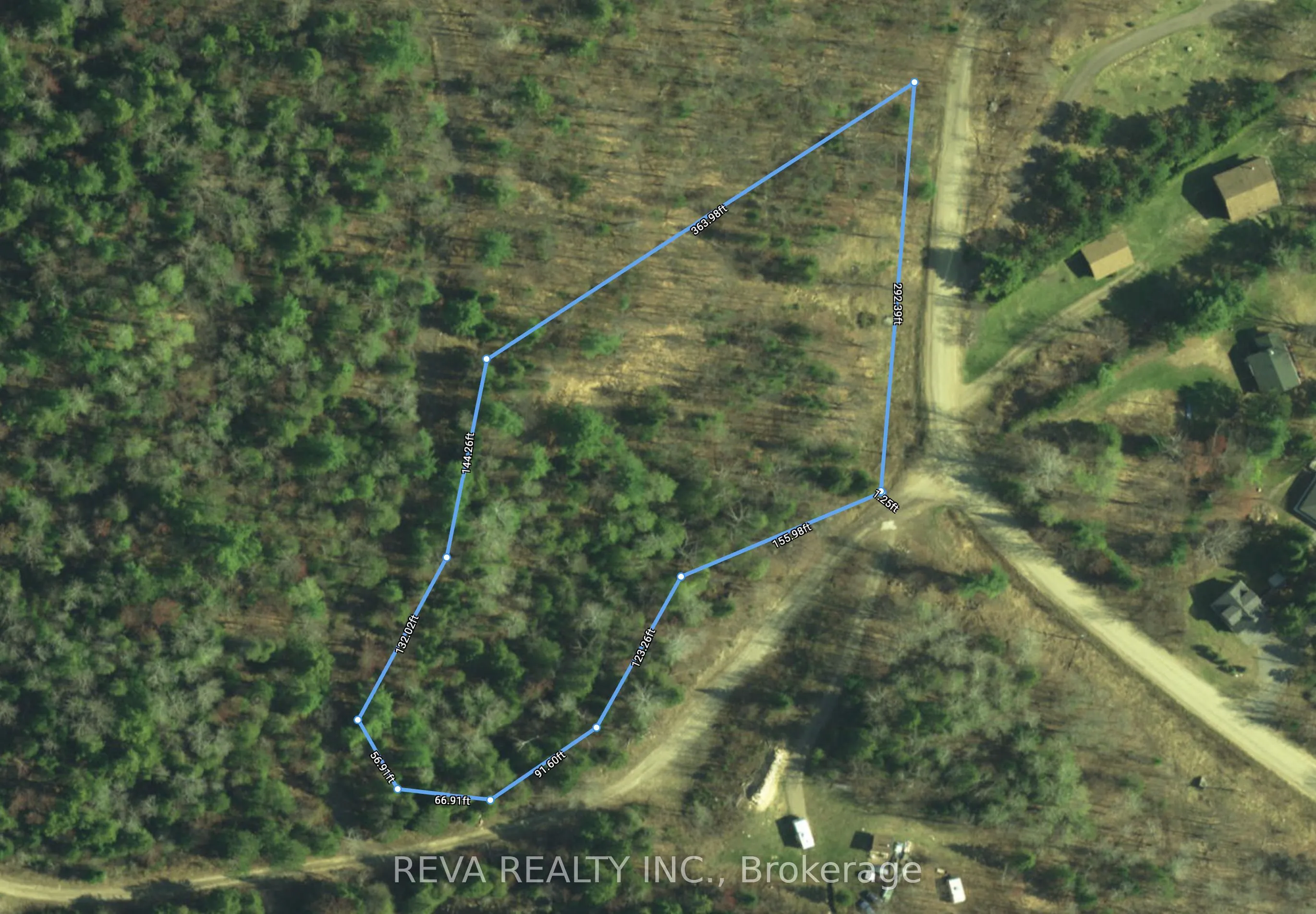 000 Wiltom Drive, Madawaska Valley, ON K0J 1B0