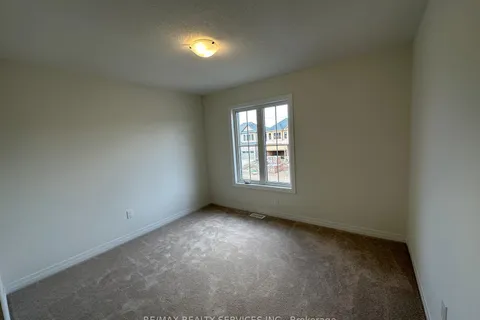 189 Leslie Davis Street, North Dumfries, ON N0B 1E0