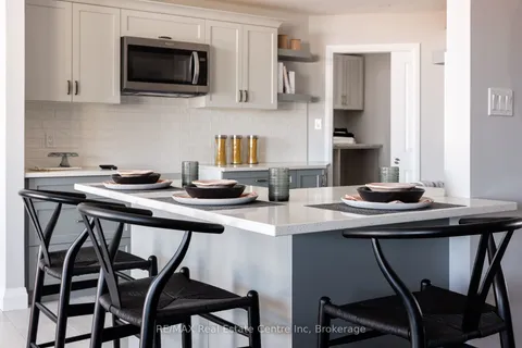 202 Bridge Crescent, Minto, ON N0G 2P0