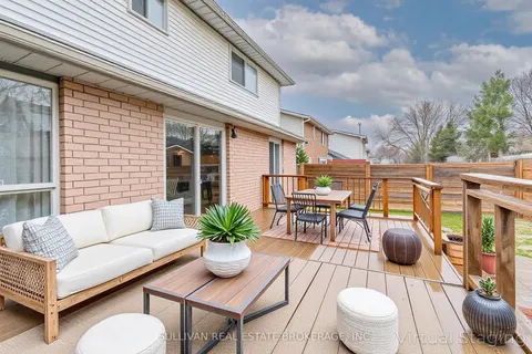 241 Elmira Road, Guelph, ON N1K 1R1