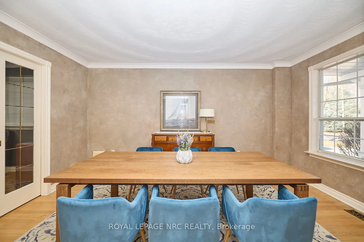 12 Brigantine Court, St. Catharines, ON L2M 7V4