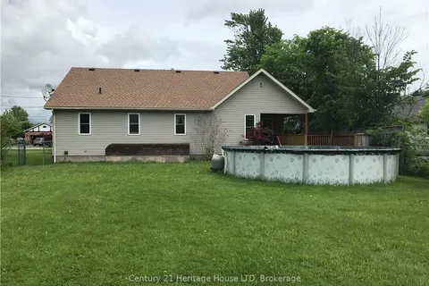 1193 Pettit Road, Fort Erie, ON L2A 5A4